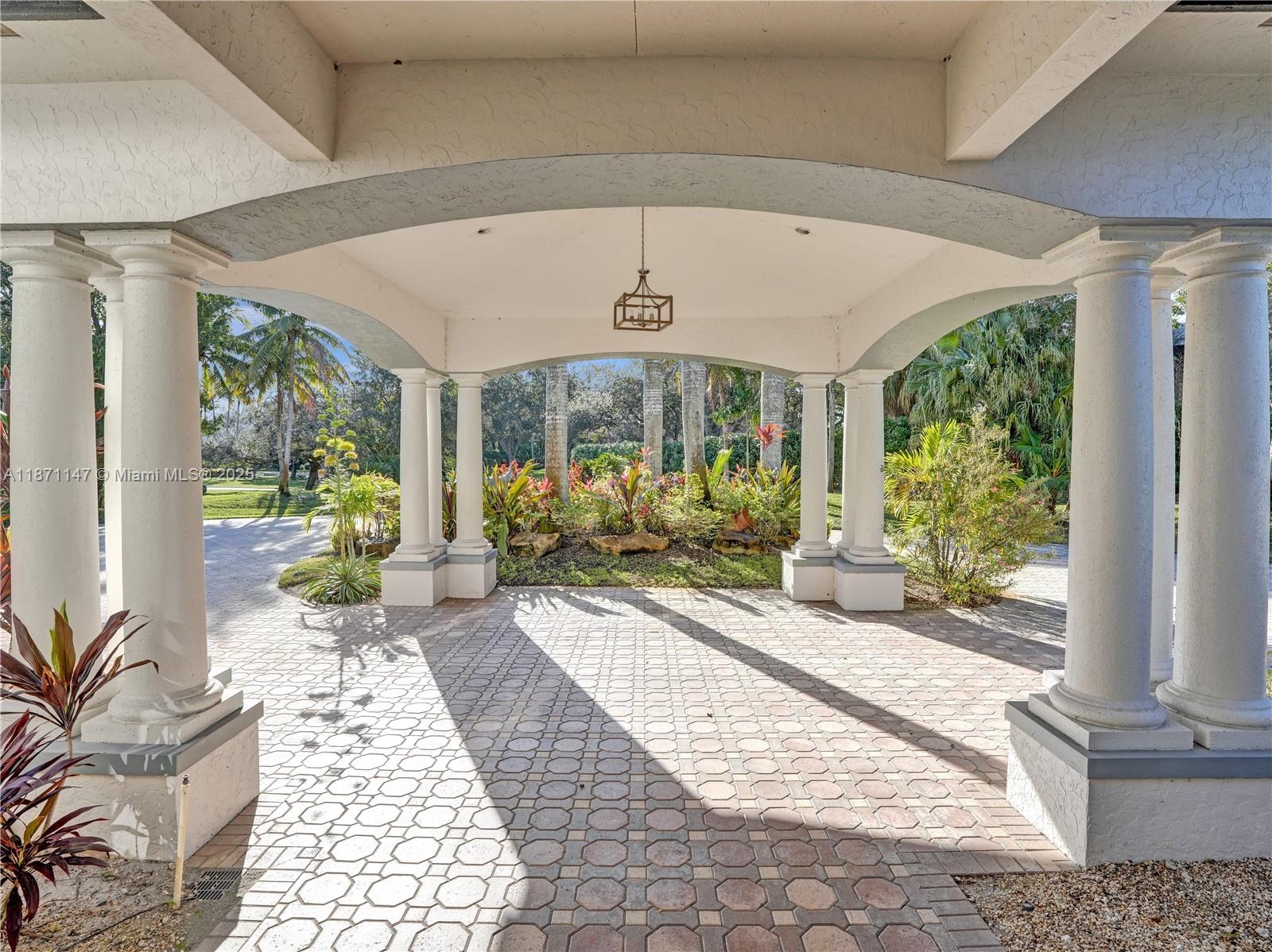 3079 Old Still Ln Weston, FL 33331