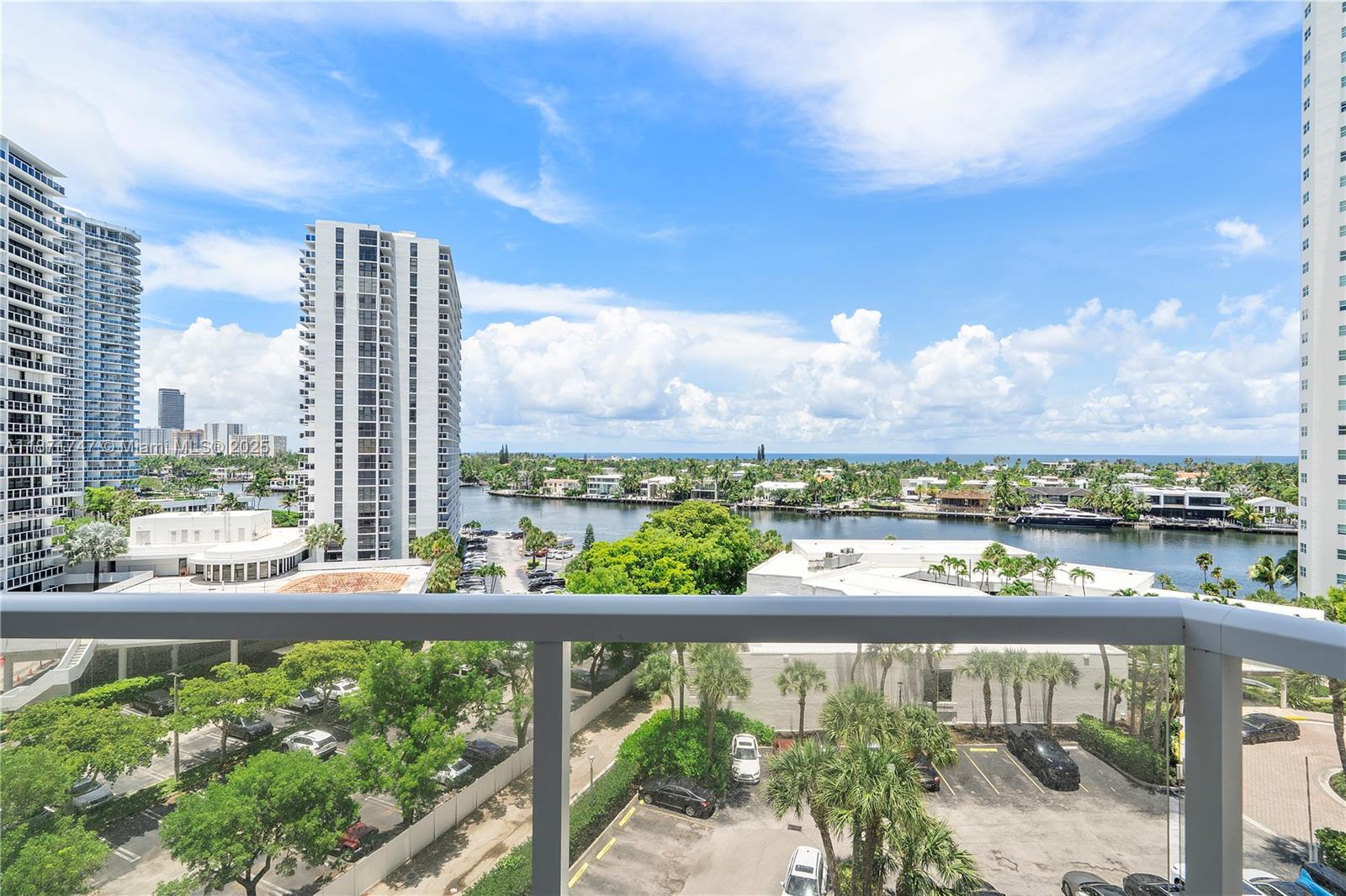 20281 E Country Clb Dr #604