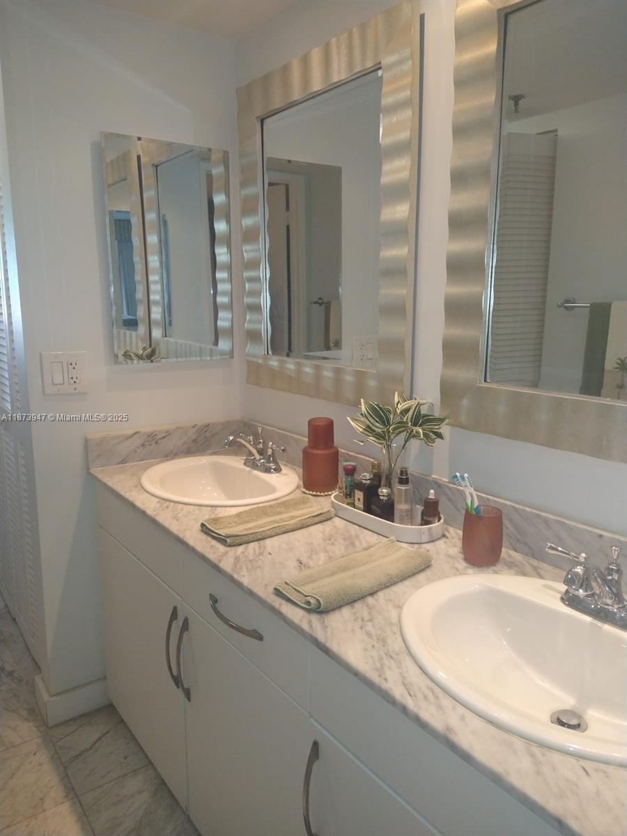 image Marbella Condo12