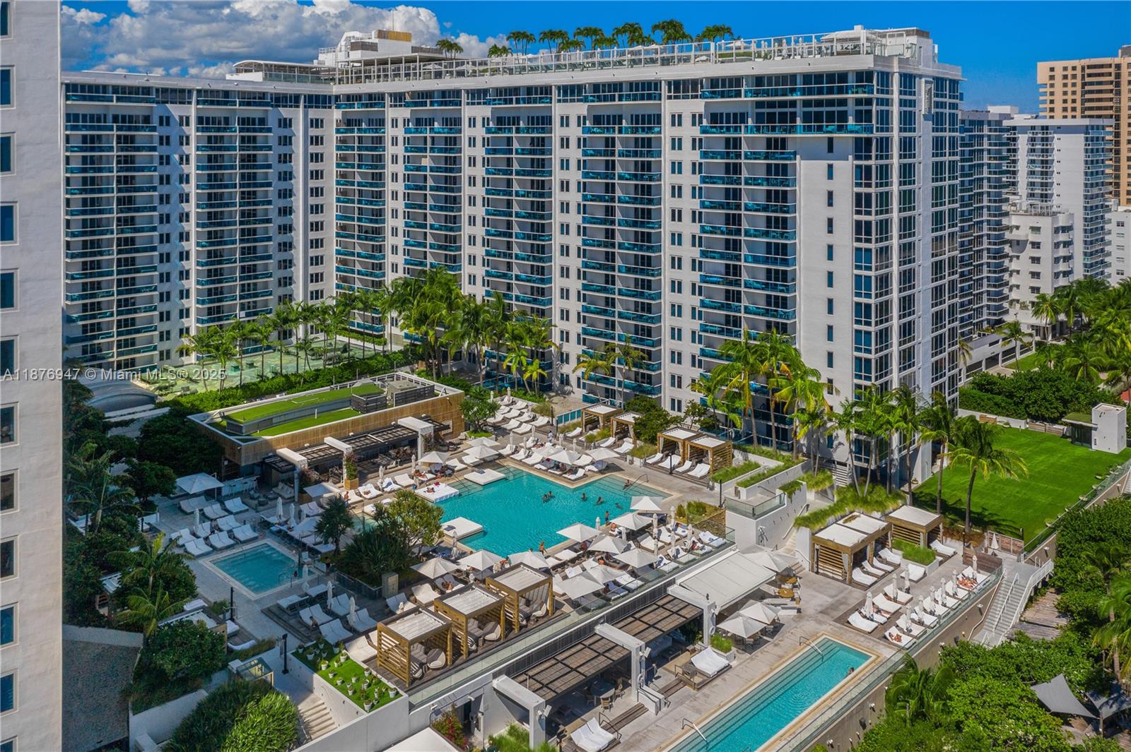 image Roney Palace Condo11