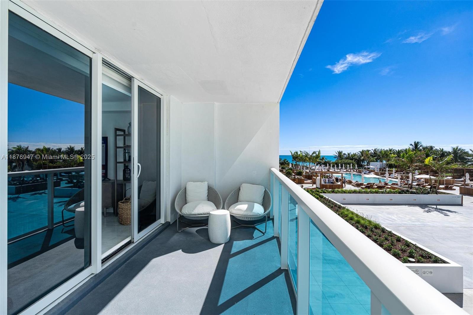 image Roney Palace Condo5