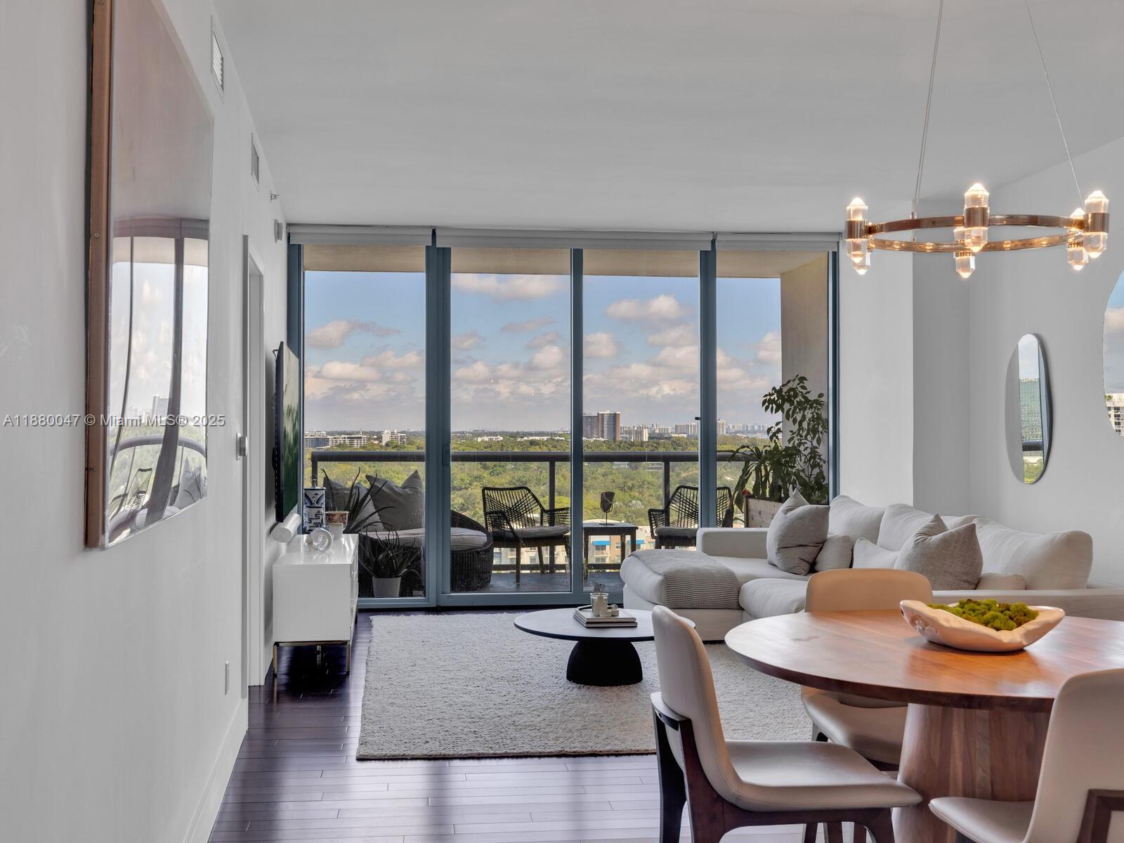 image Blue On The Bay Condo12