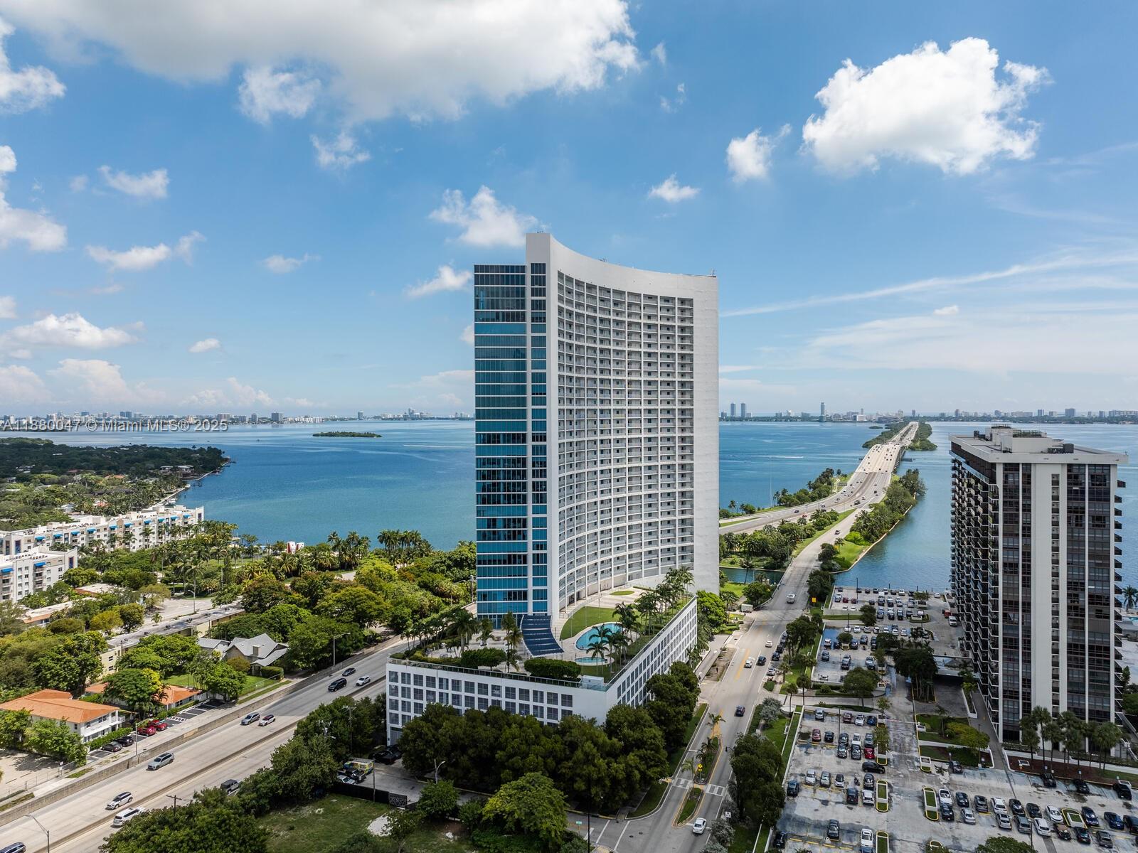 image Blue On The Bay Condo39