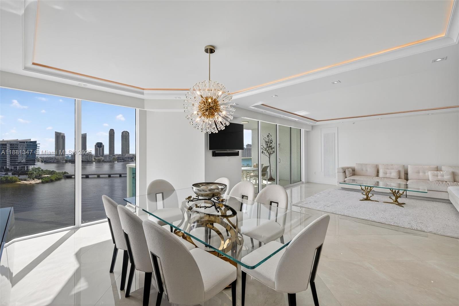 image The Peninsula Condo11