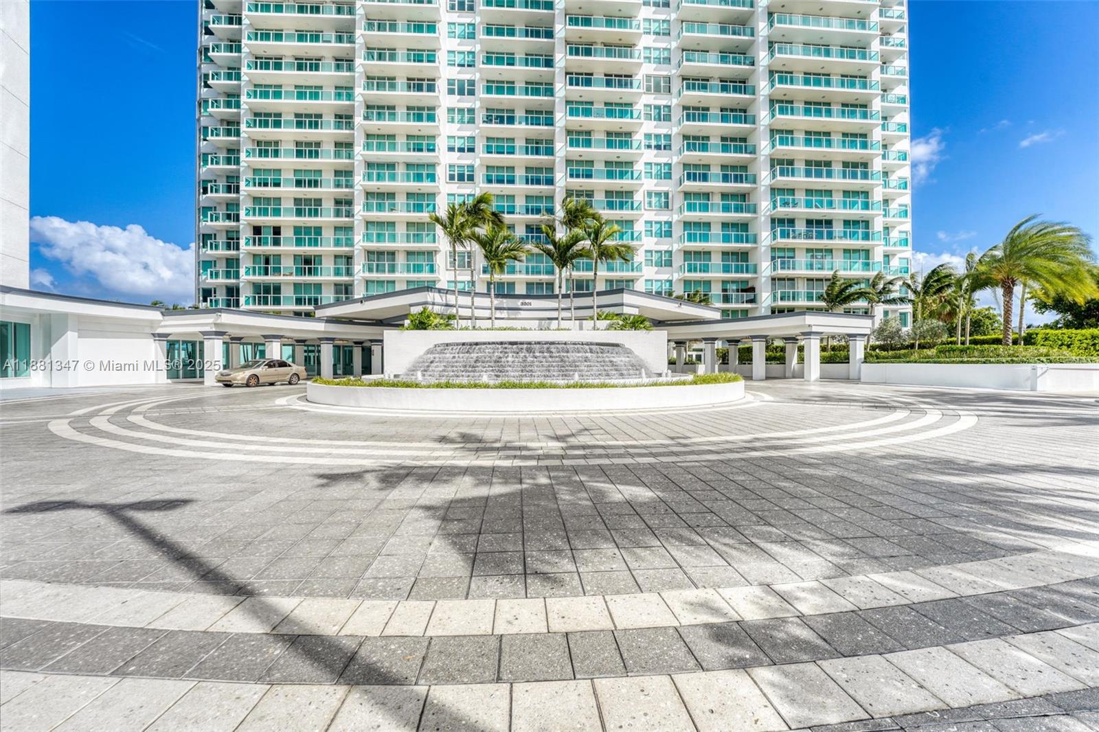 image The Peninsula Condo42