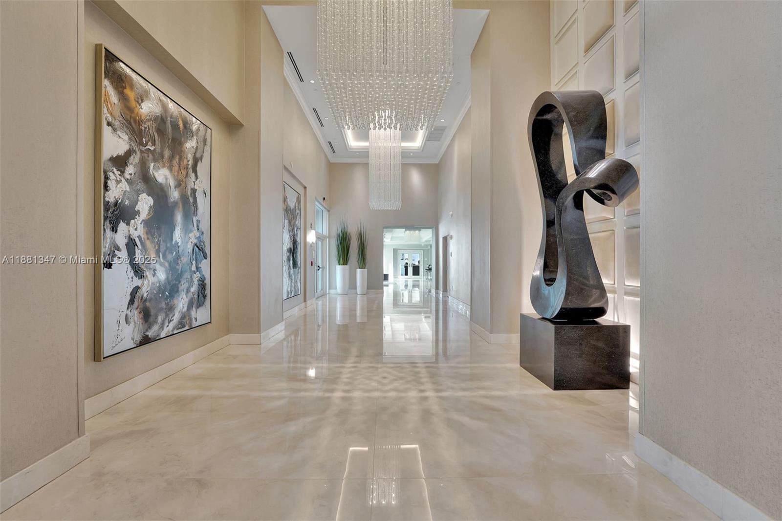 image The Peninsula Condo46