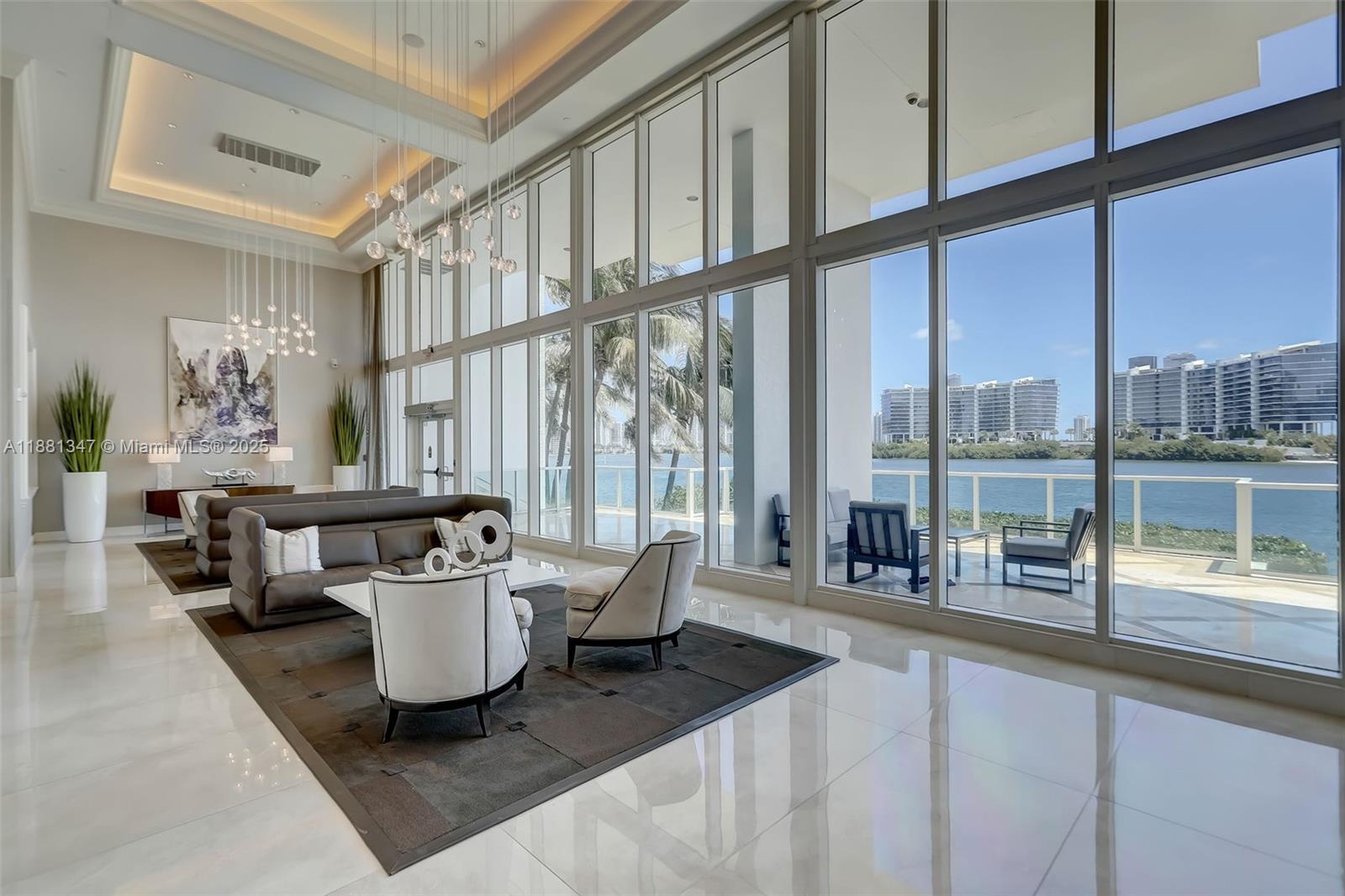 image The Peninsula Condo54