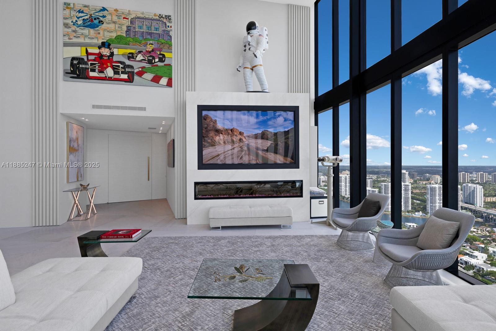 image Porsche Design Tower17