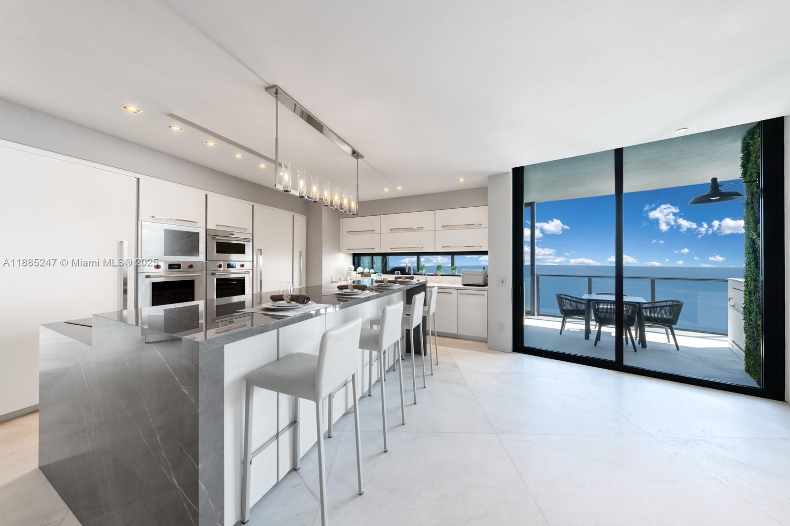 image Porsche Design Tower20