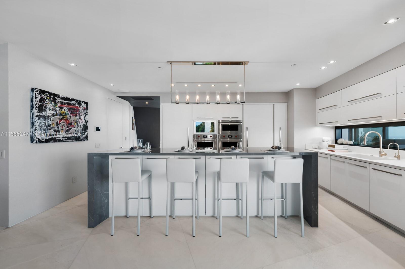 image Porsche Design Tower21