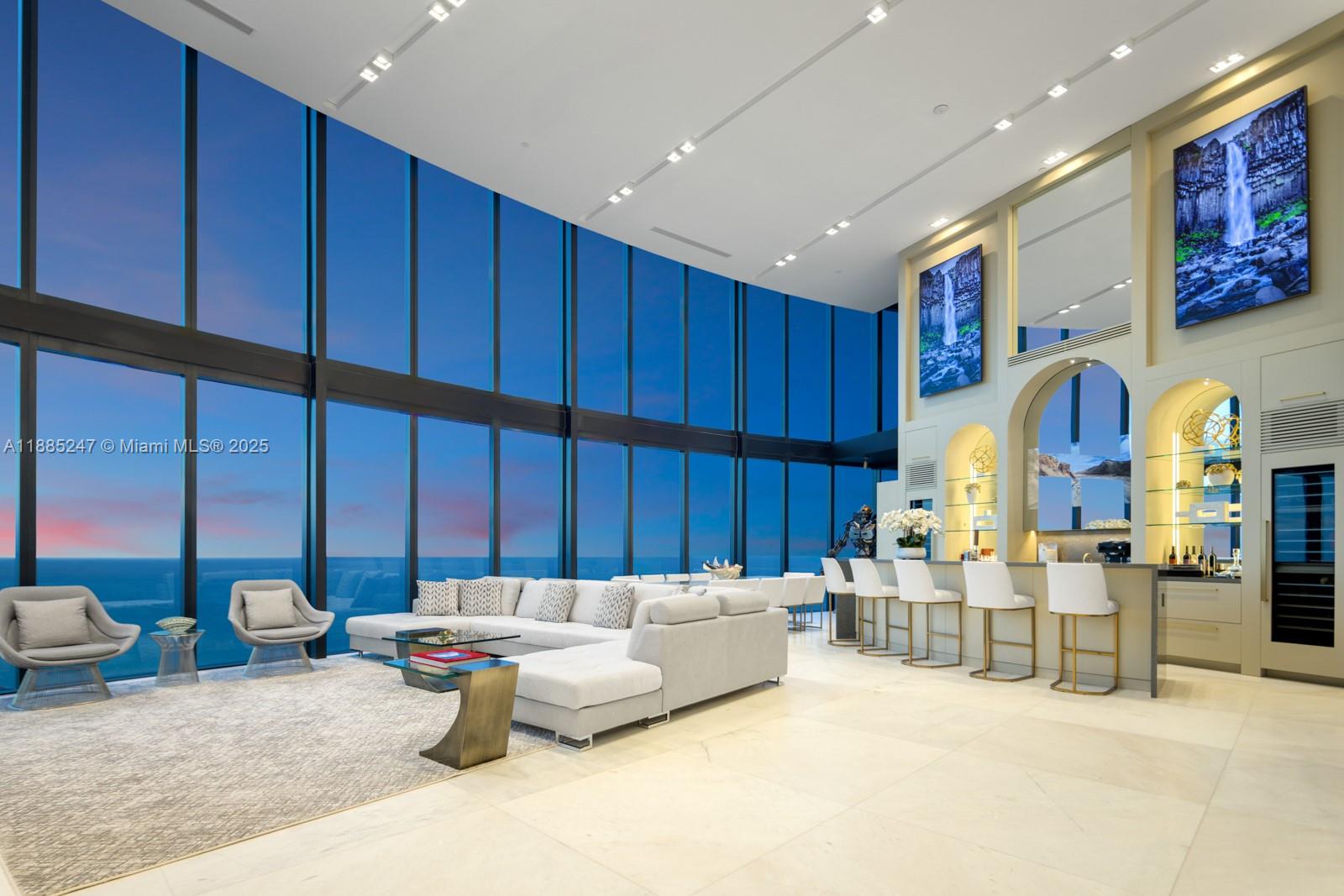 image Porsche Design Tower3