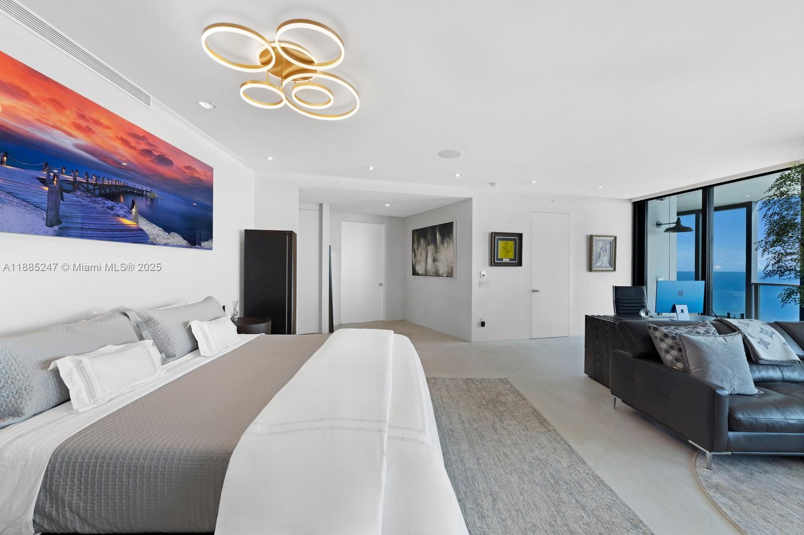 image Porsche Design Tower41