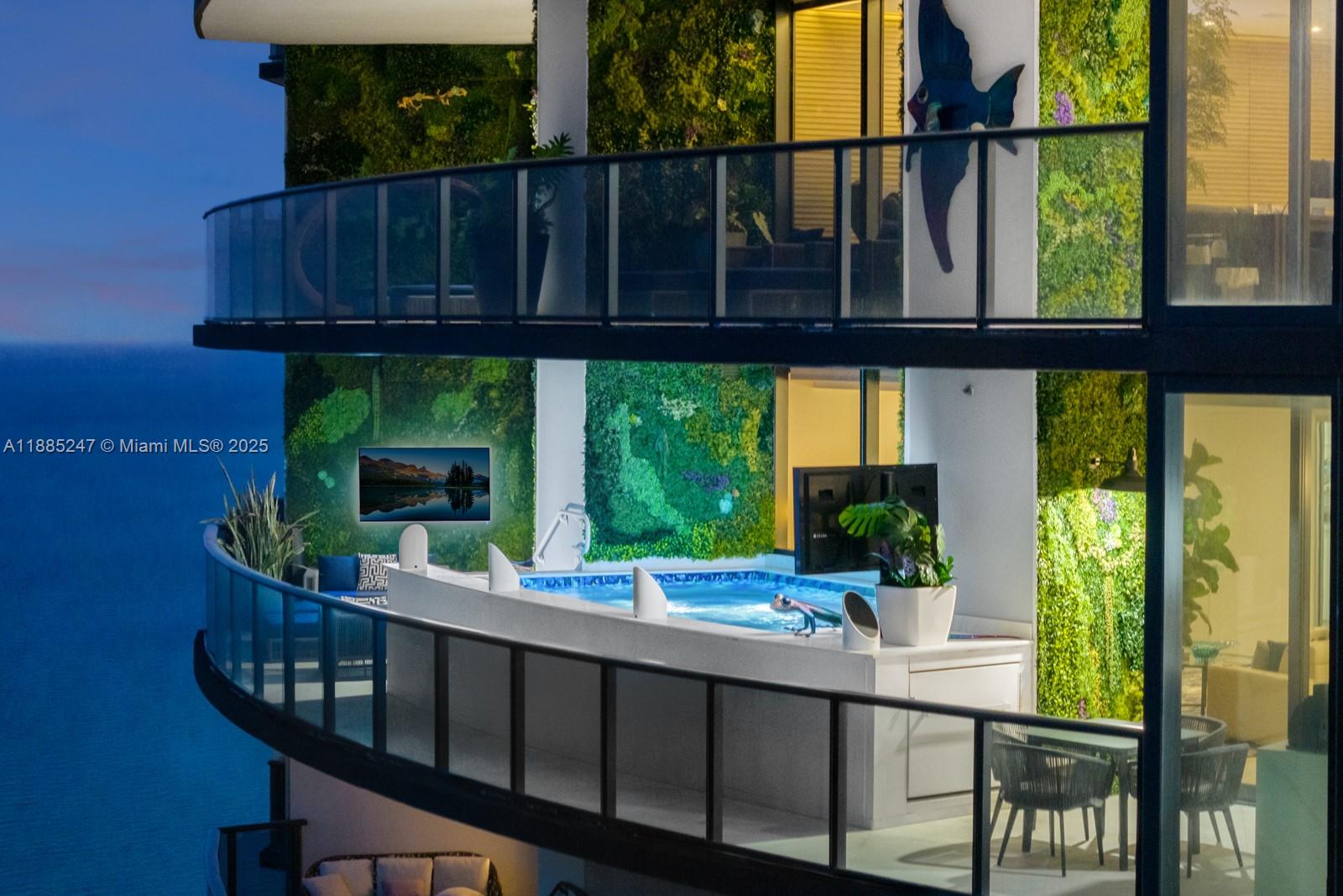 image Porsche Design Tower76