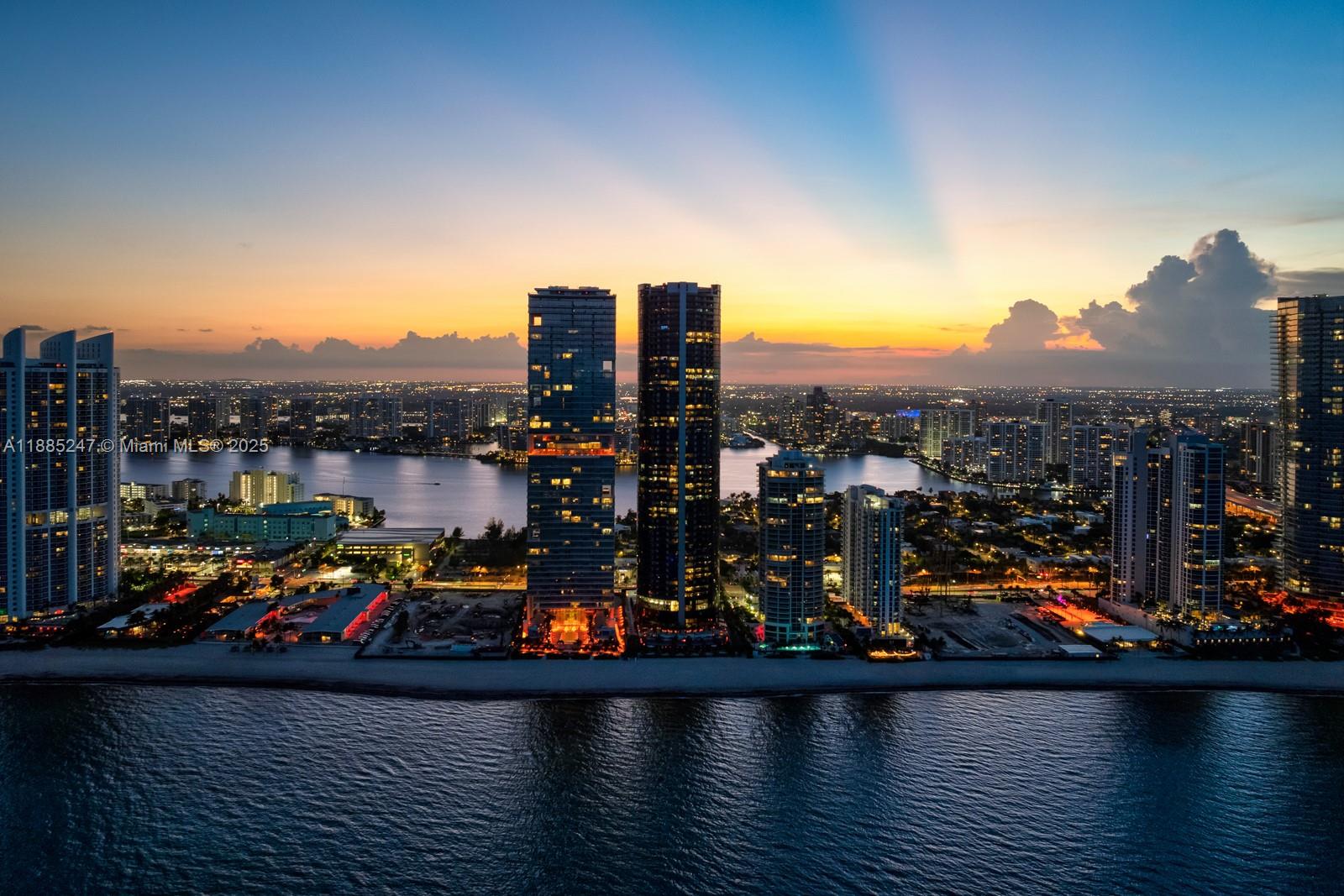 image Porsche Design Tower77