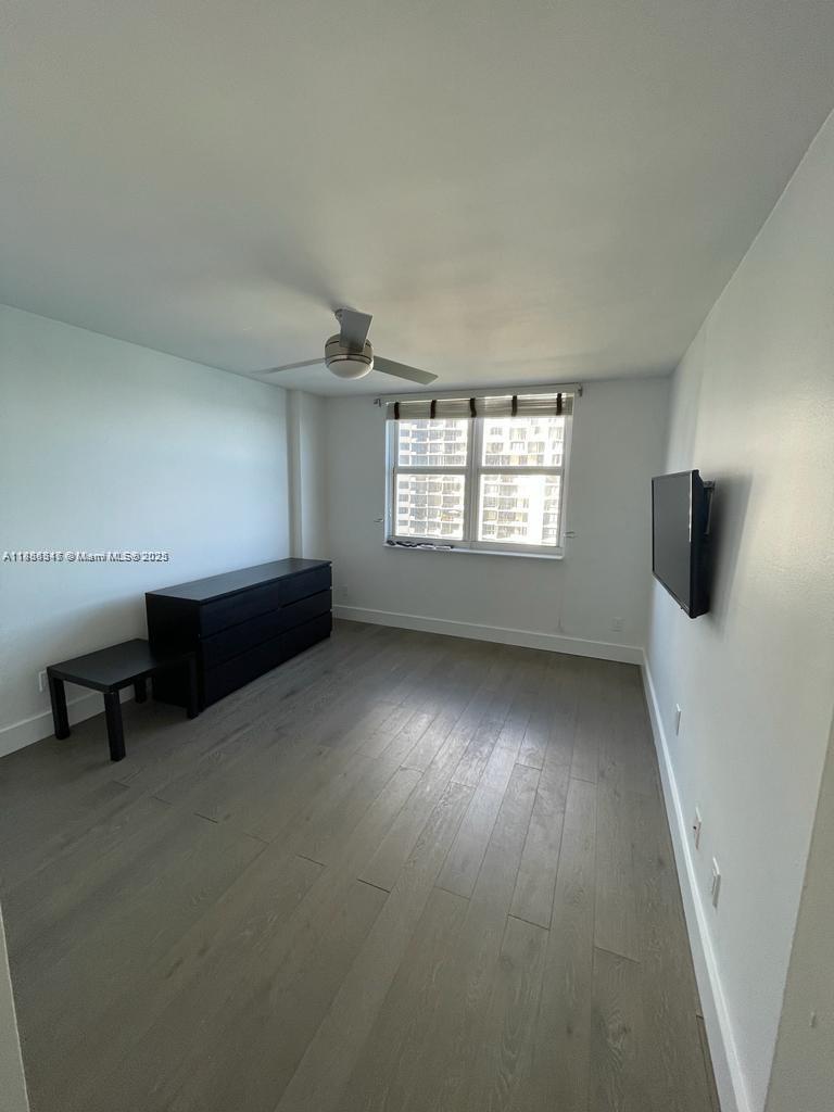 image Isola Condo9