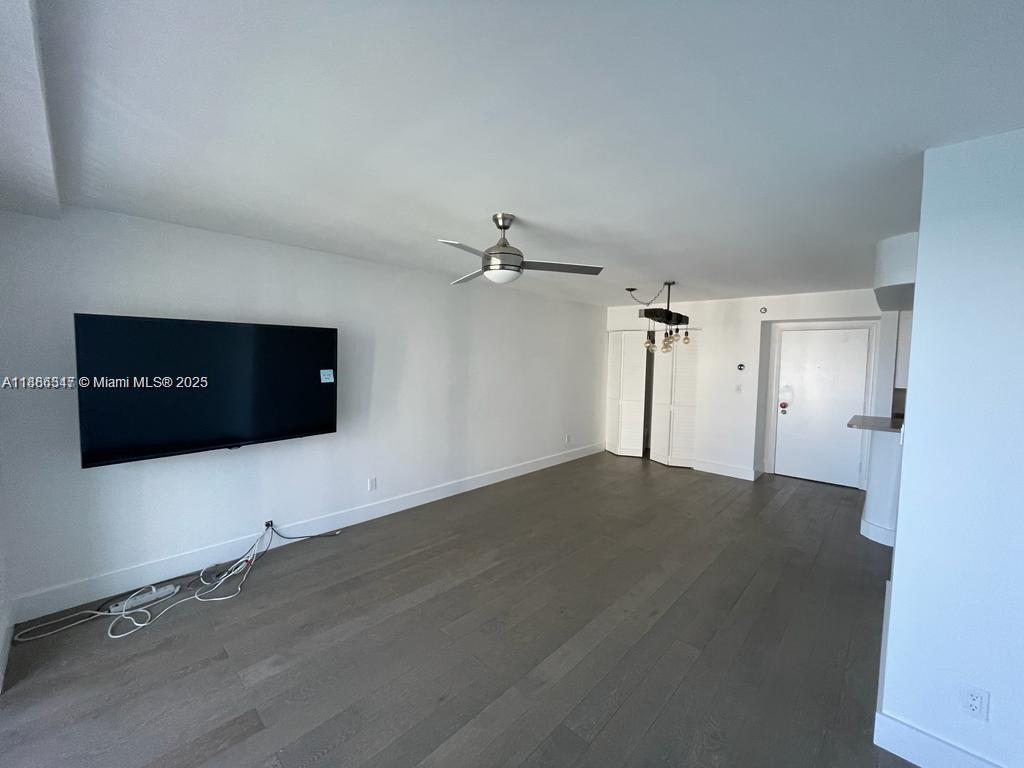 image Isola Condo4