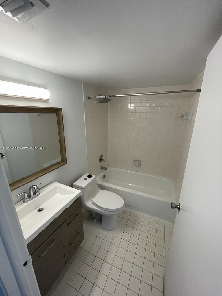 image Isola Condo7