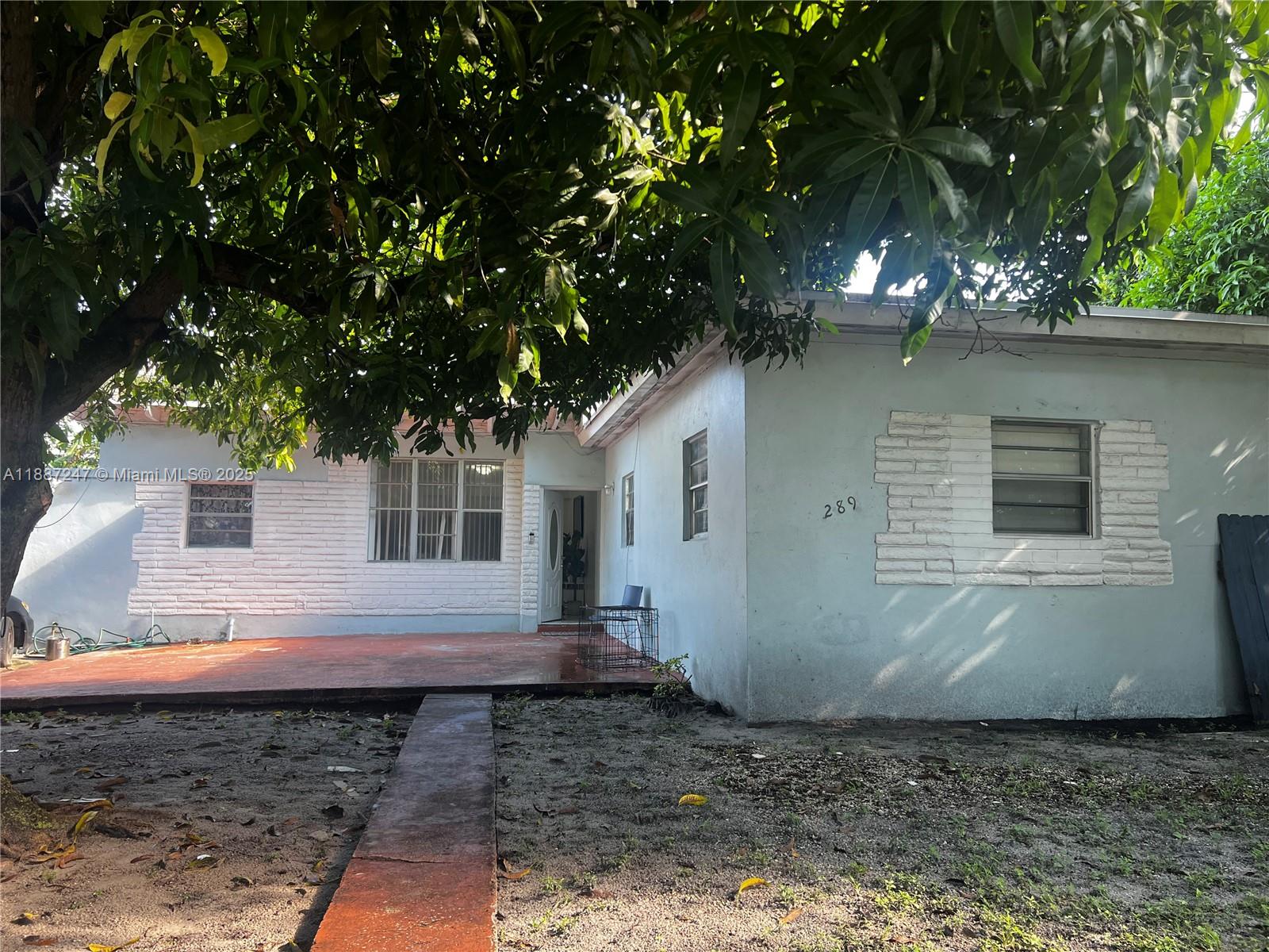 289 NW 109th St