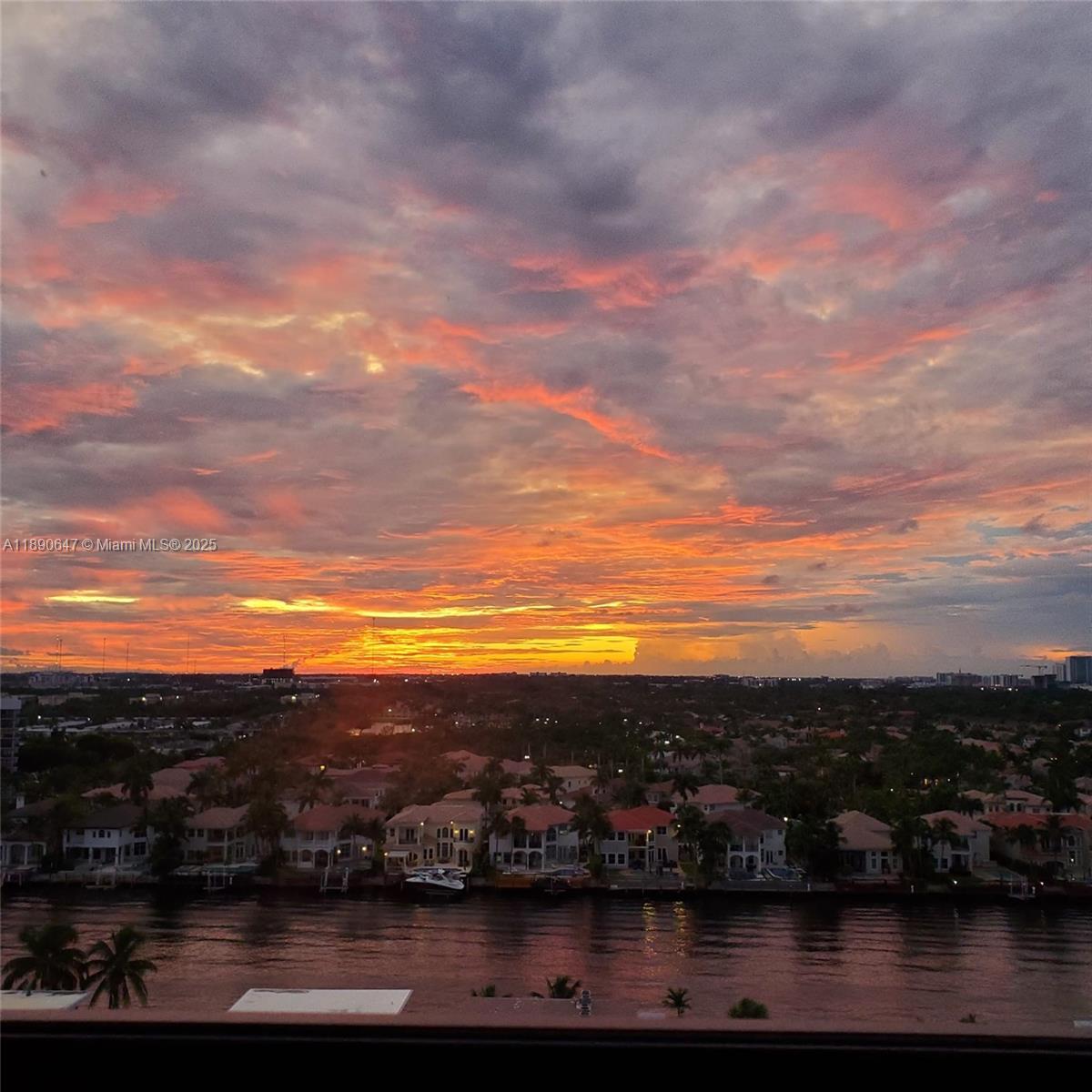 2401 S Ocean Dr #1405,Hollywood, FL 33019