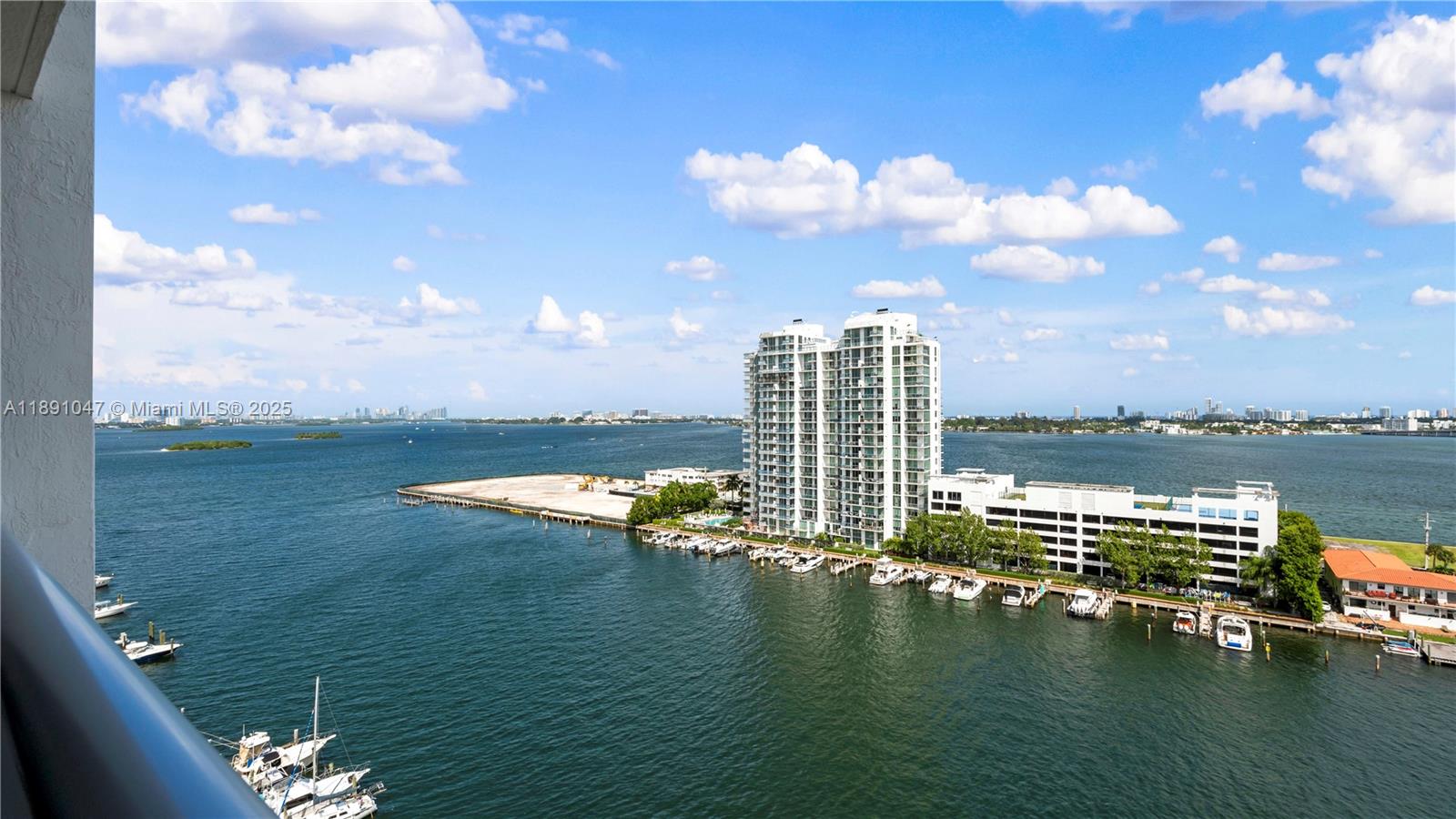 7929 West Dr #1401 North Bay Village, FL 33141