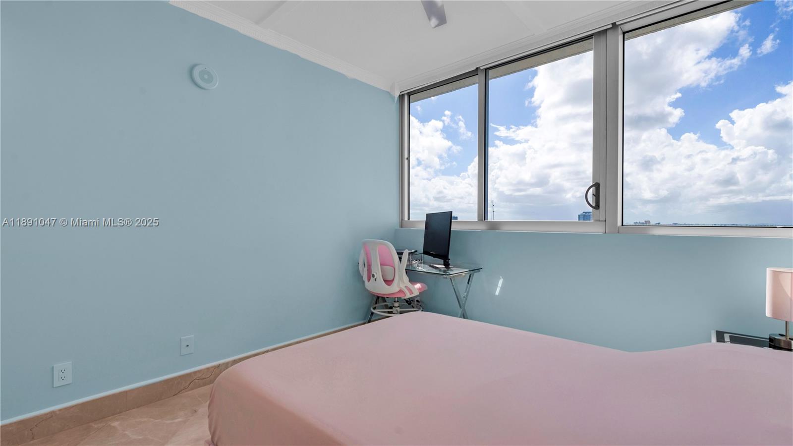 7929 West Dr #1401 North Bay Village, FL 33141