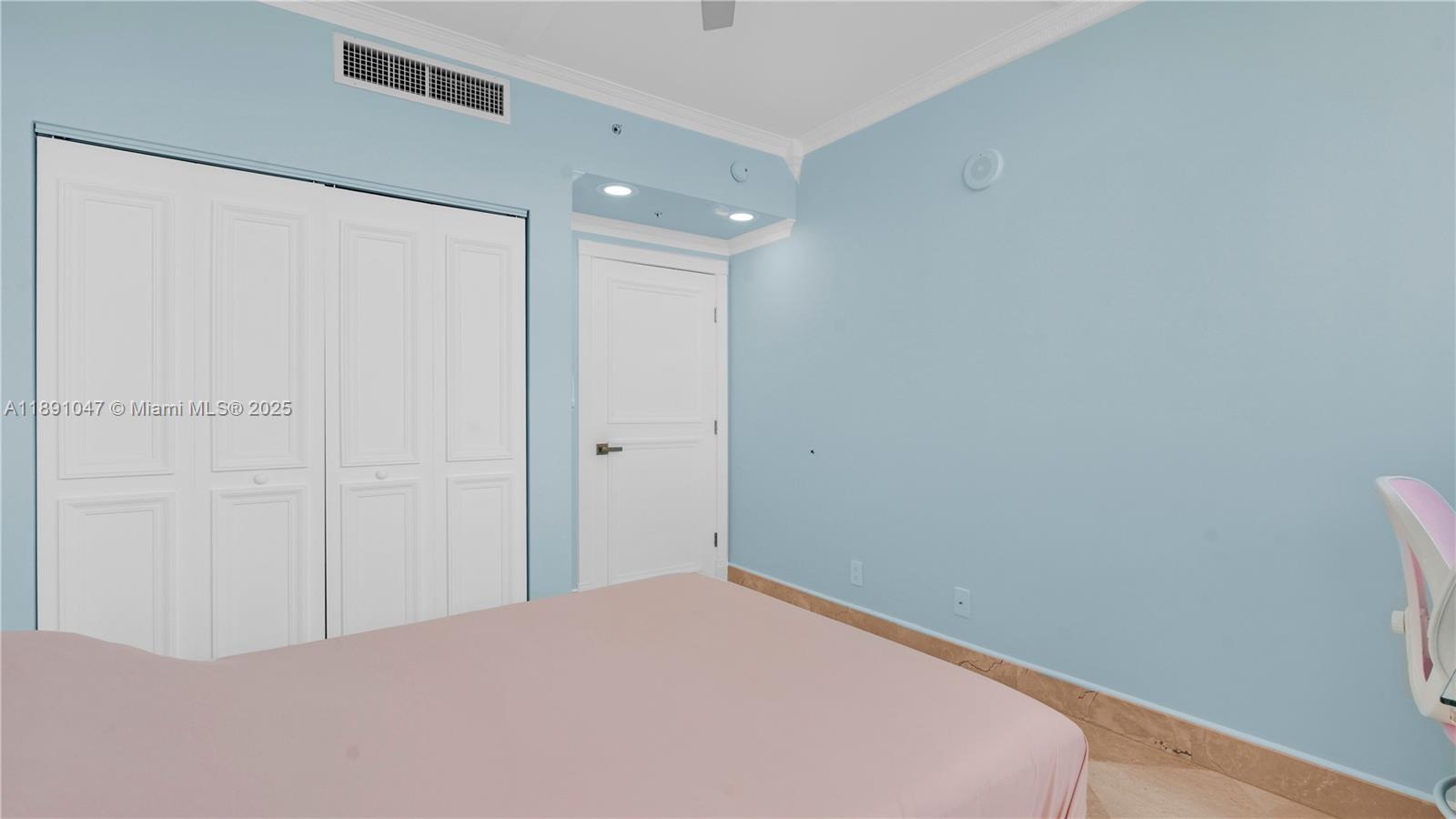 7929 West Dr #1401 North Bay Village, FL 33141