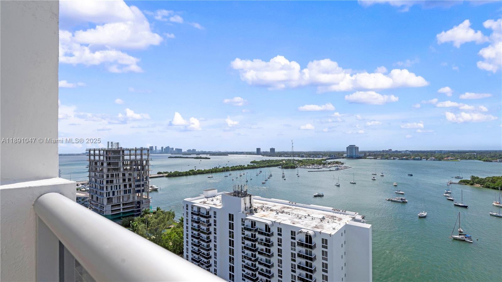 7929 West Dr #1401 North Bay Village, FL 33141