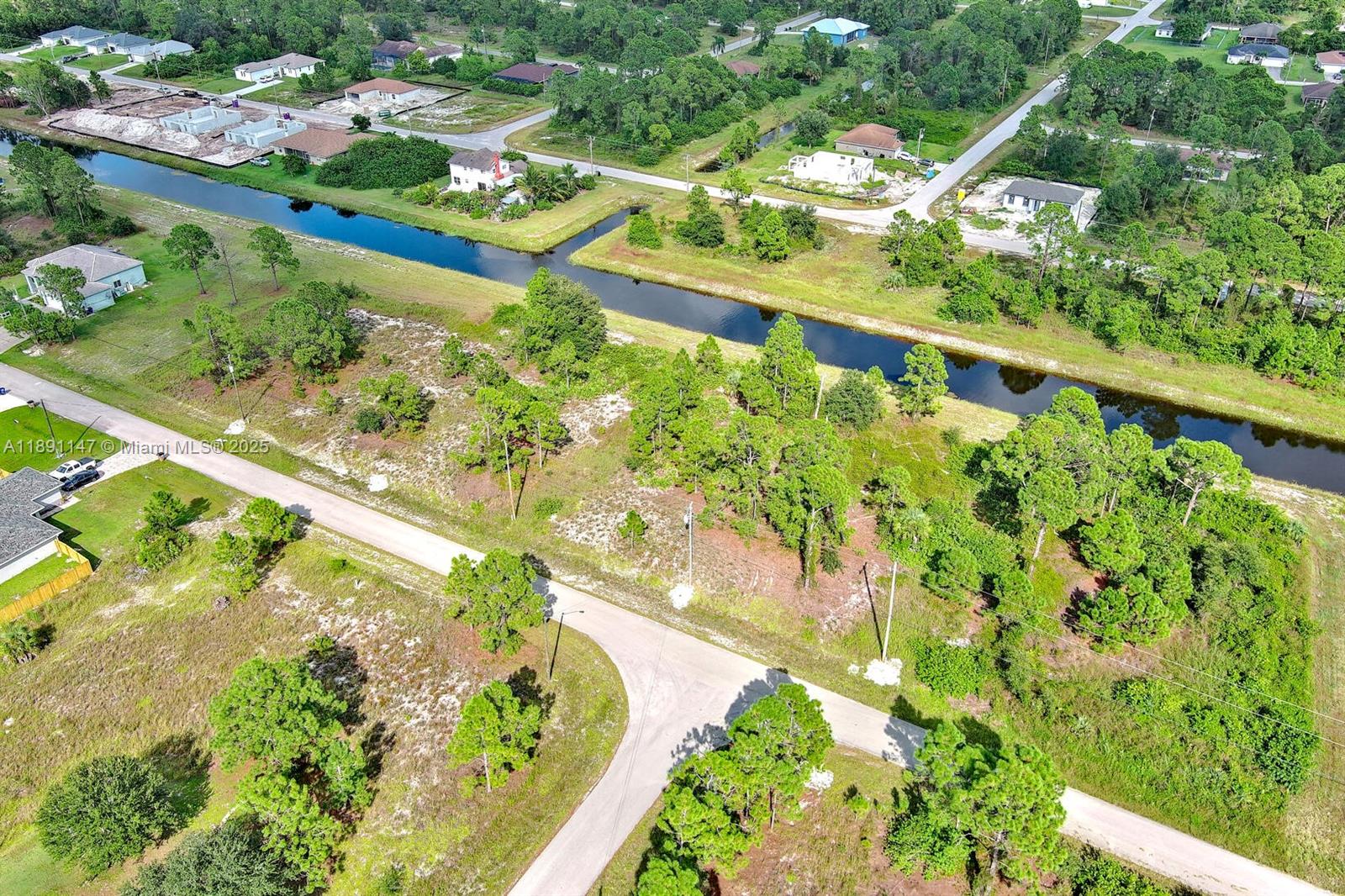 745 Troy Ave Lehigh Acres, FL 33974