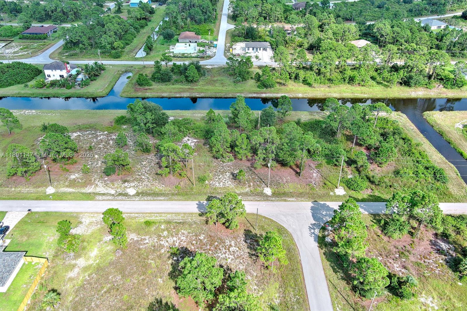 745 Troy Ave Lehigh Acres, FL 33974