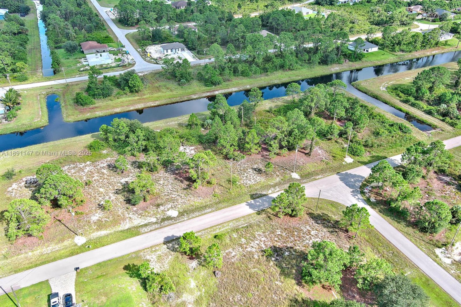 745 Troy Ave Lehigh Acres, FL 33974