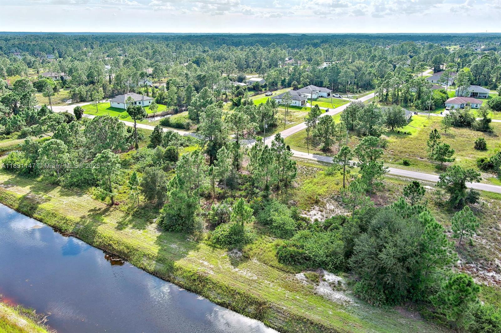 745 Troy Ave Lehigh Acres, FL 33974