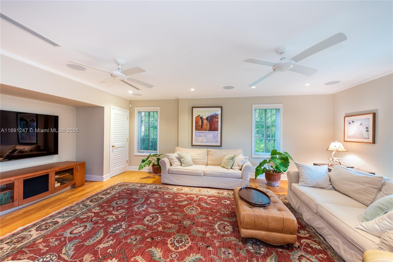 1036 S Greenway Dr Coral Gables, FL 33134