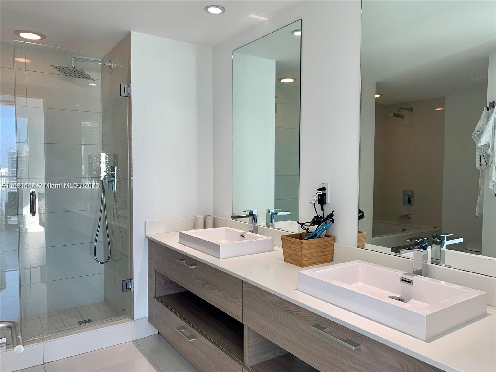 image Dua Sls Residences16