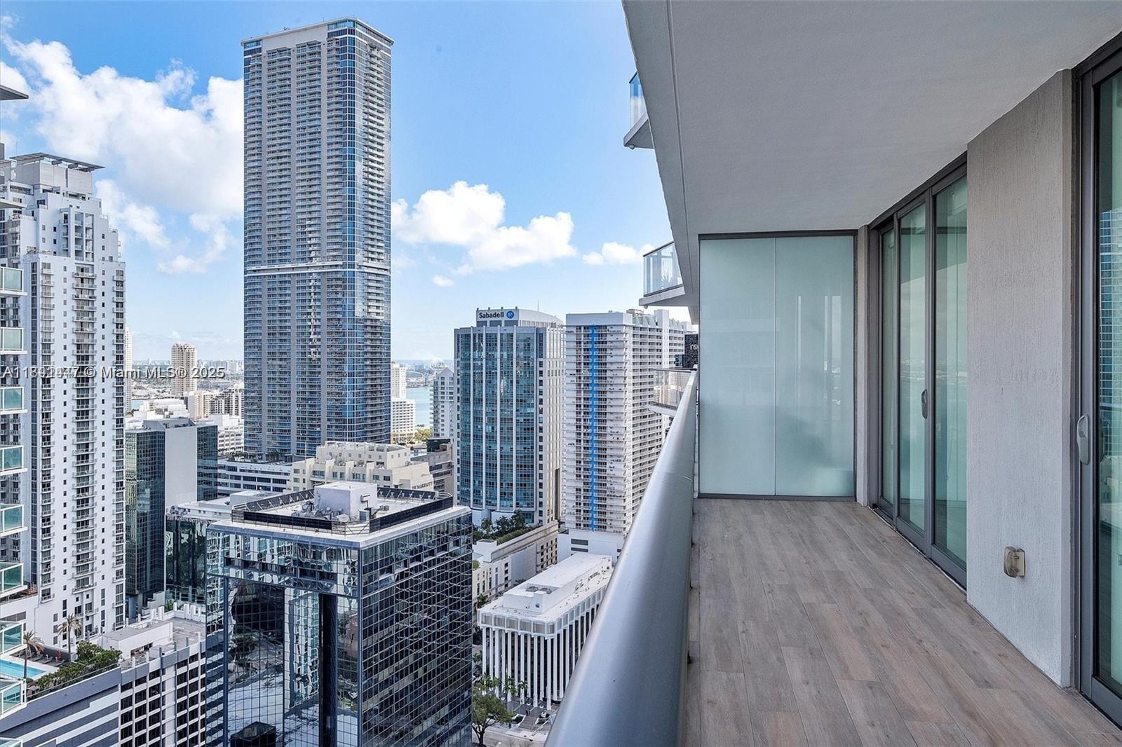image Dua Sls Residences18