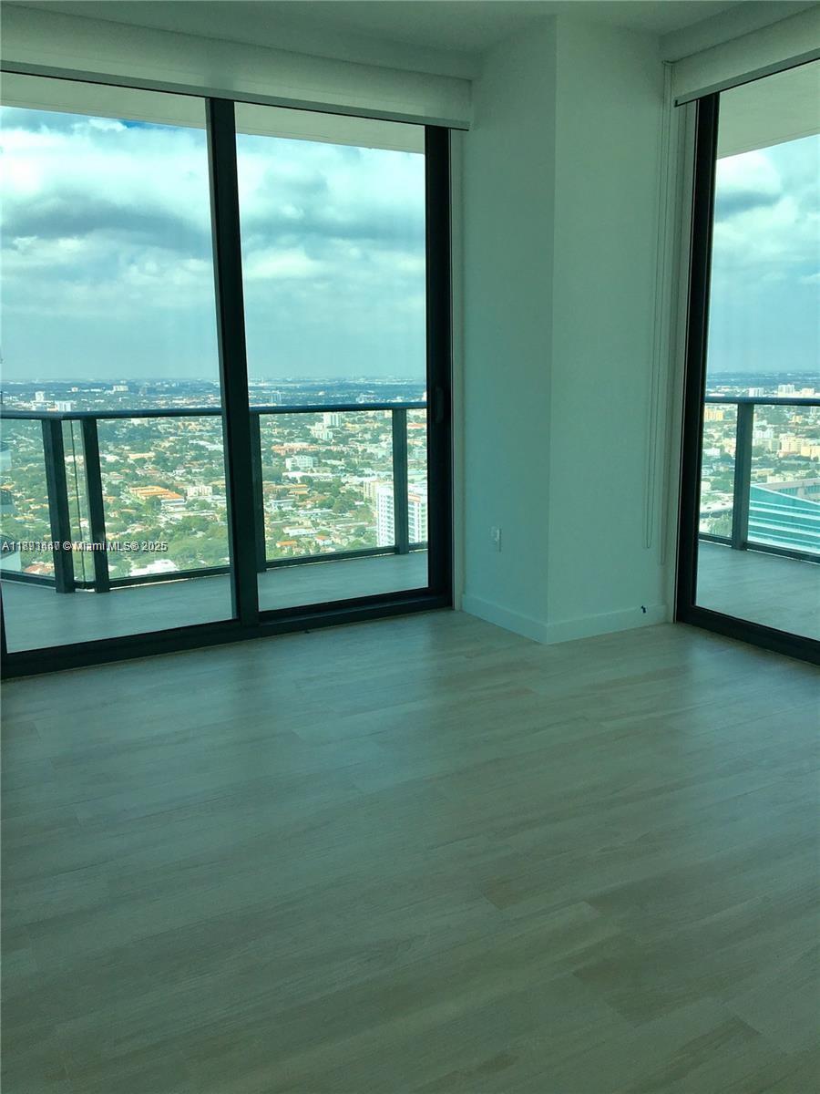 image Dua Sls Residences8
