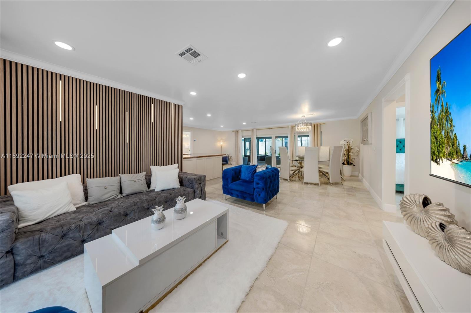 2115 NE 54th Ct