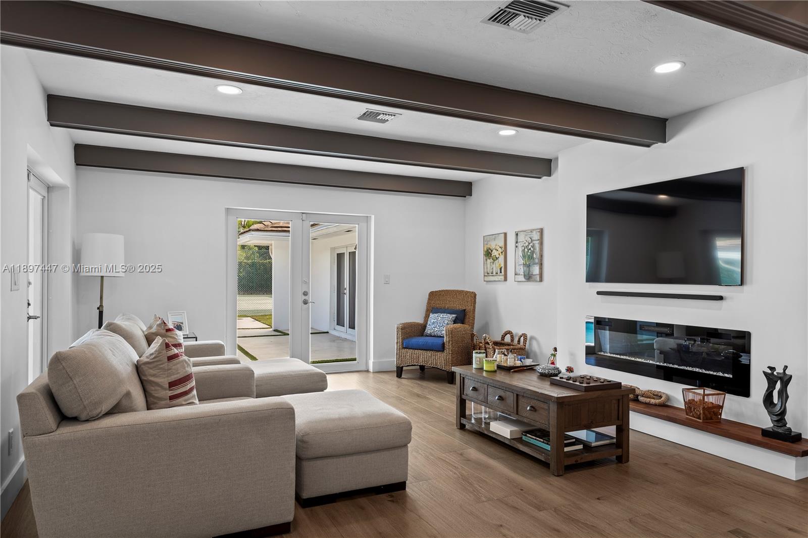 13551 SW 62nd Ave Pinecrest, FL 33156