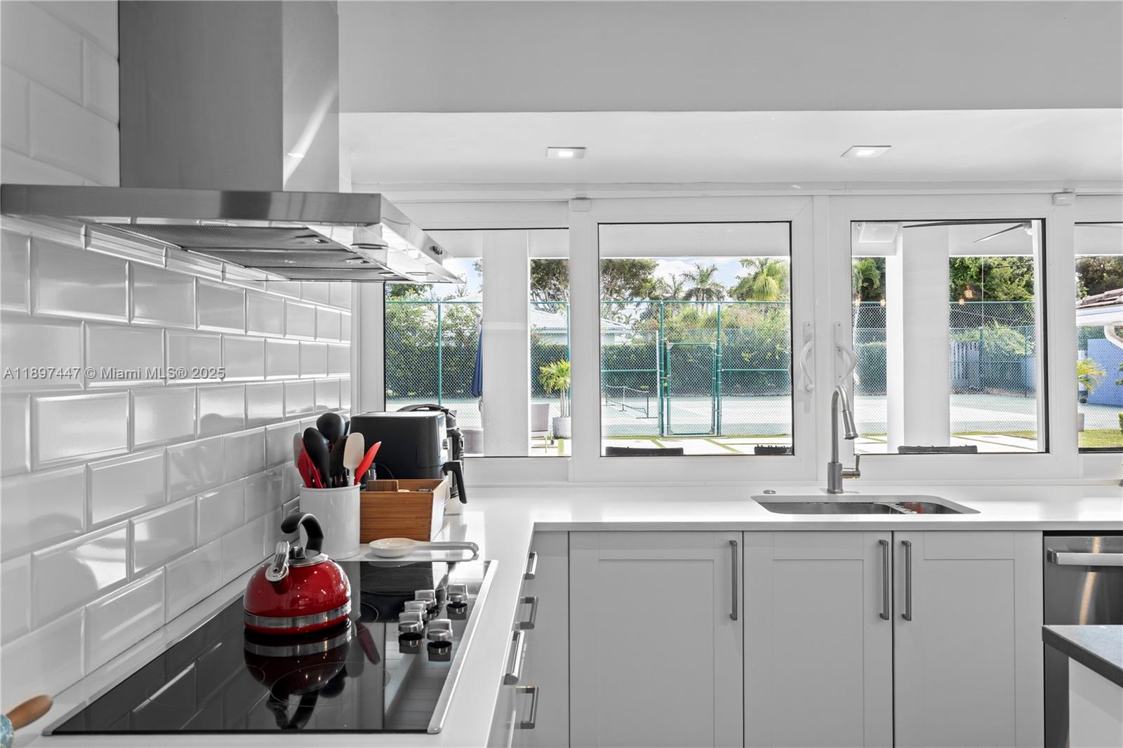 13551 SW 62nd Ave Pinecrest, FL 33156