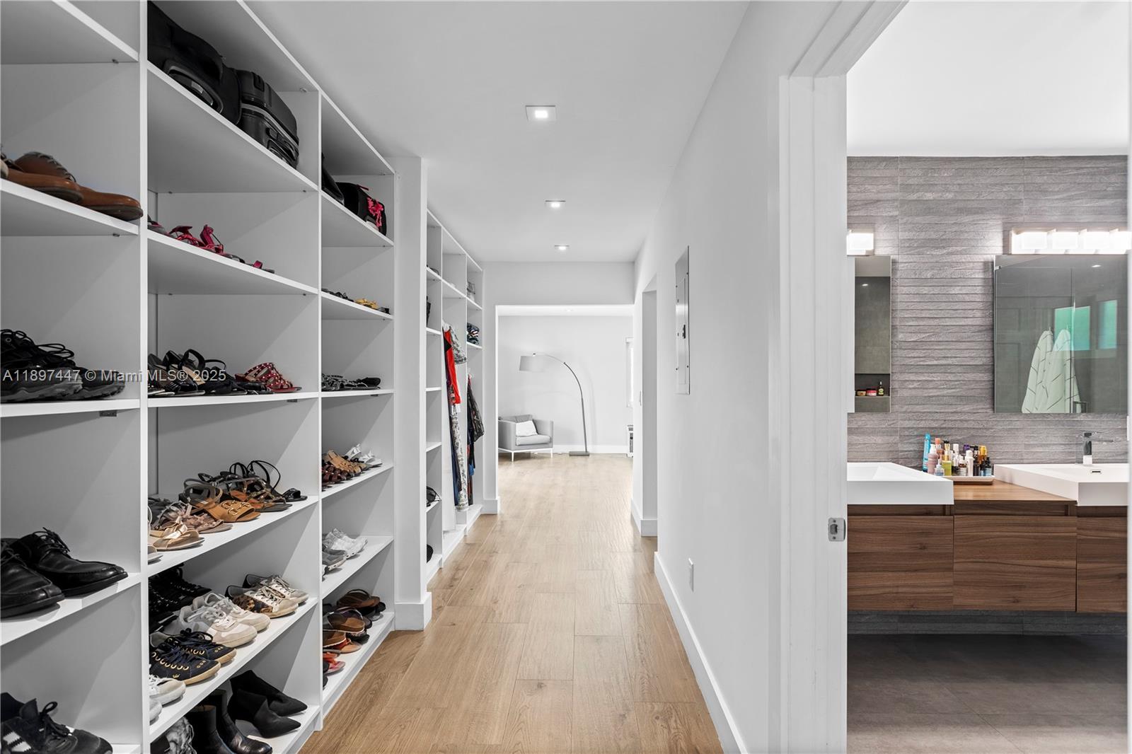 13551 SW 62nd Ave Pinecrest, FL 33156