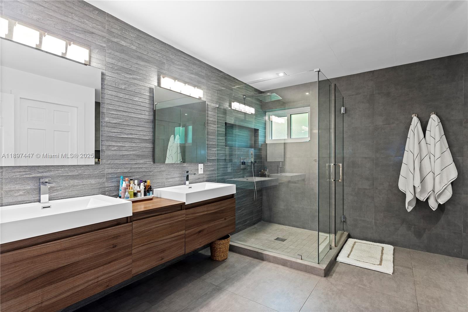 13551 SW 62nd Ave Pinecrest, FL 33156