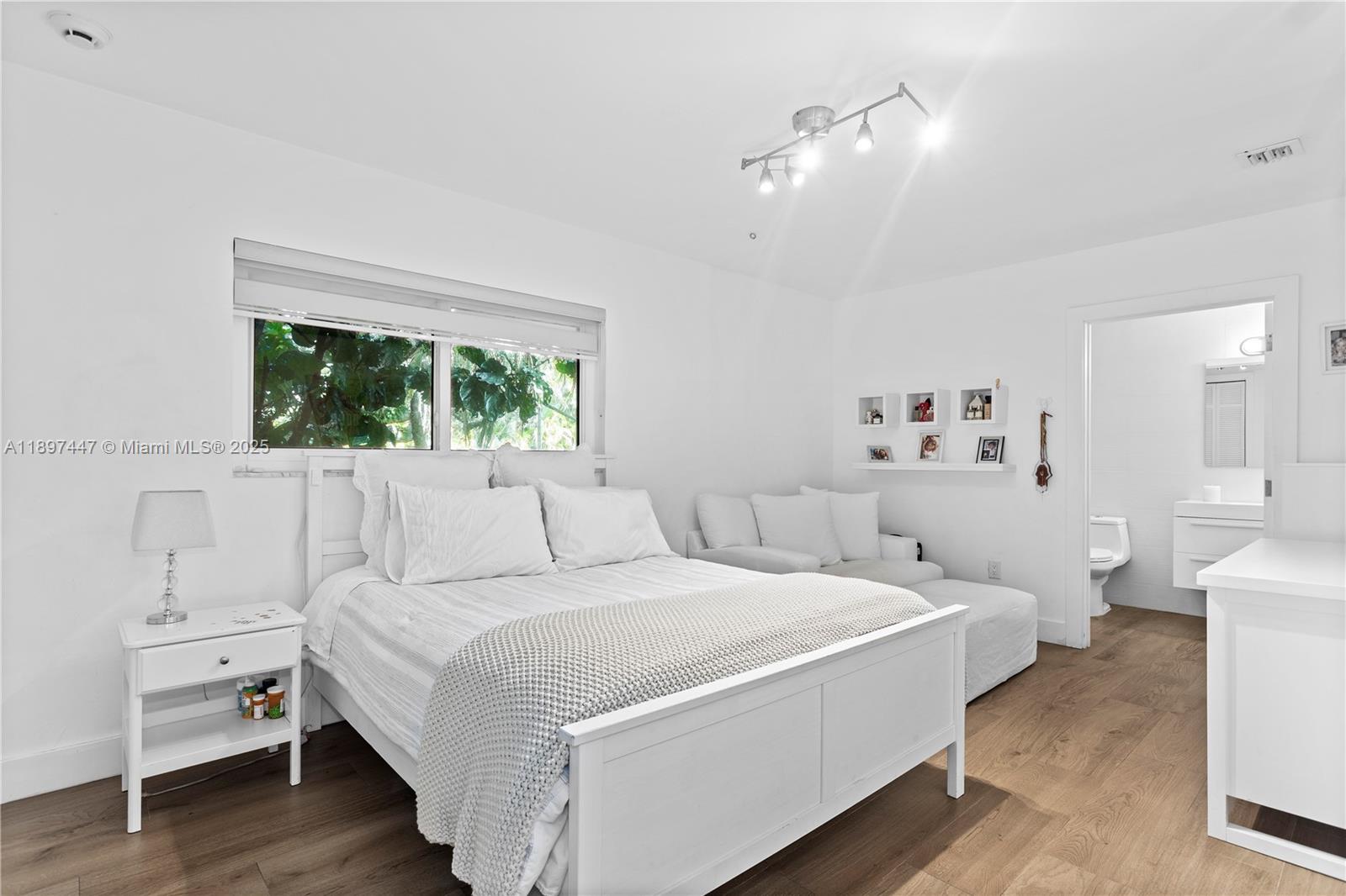 13551 SW 62nd Ave Pinecrest, FL 33156