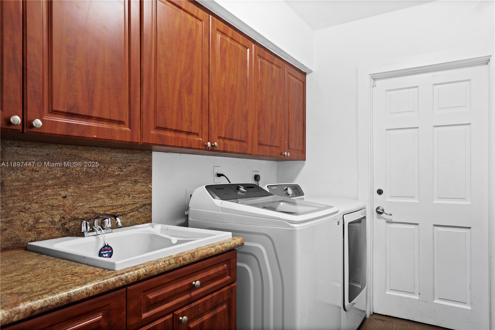 13551 SW 62nd Ave Pinecrest, FL 33156