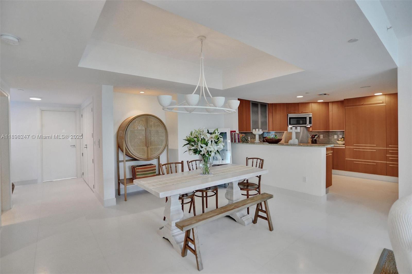 2627 S Bayshore Dr #506 Coconut Grove, FL 33133