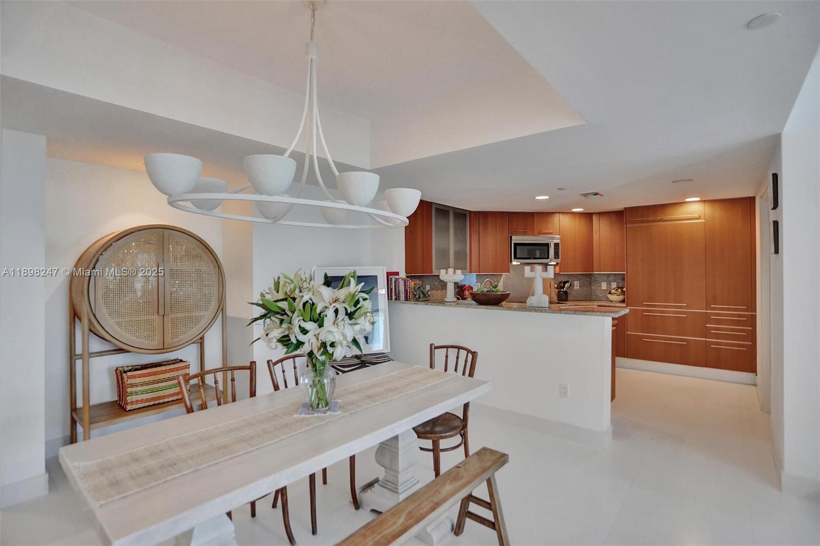 2627 S Bayshore Dr #506 Coconut Grove, FL 33133