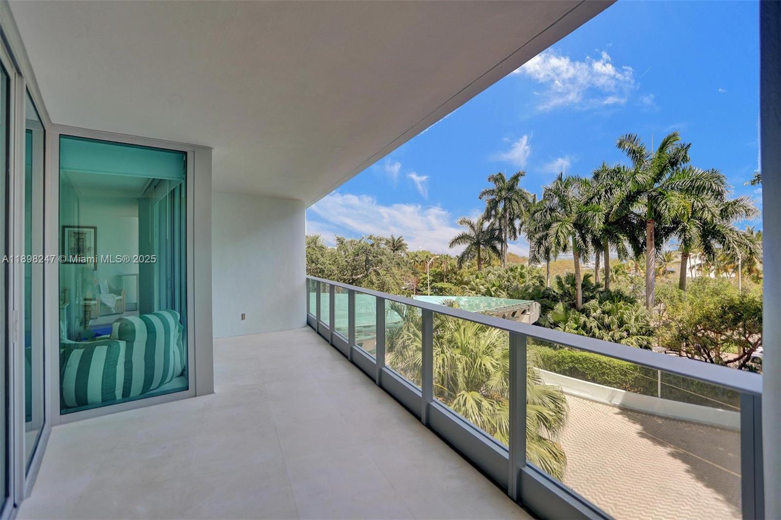 2627 S Bayshore Dr #506 Coconut Grove, FL 33133