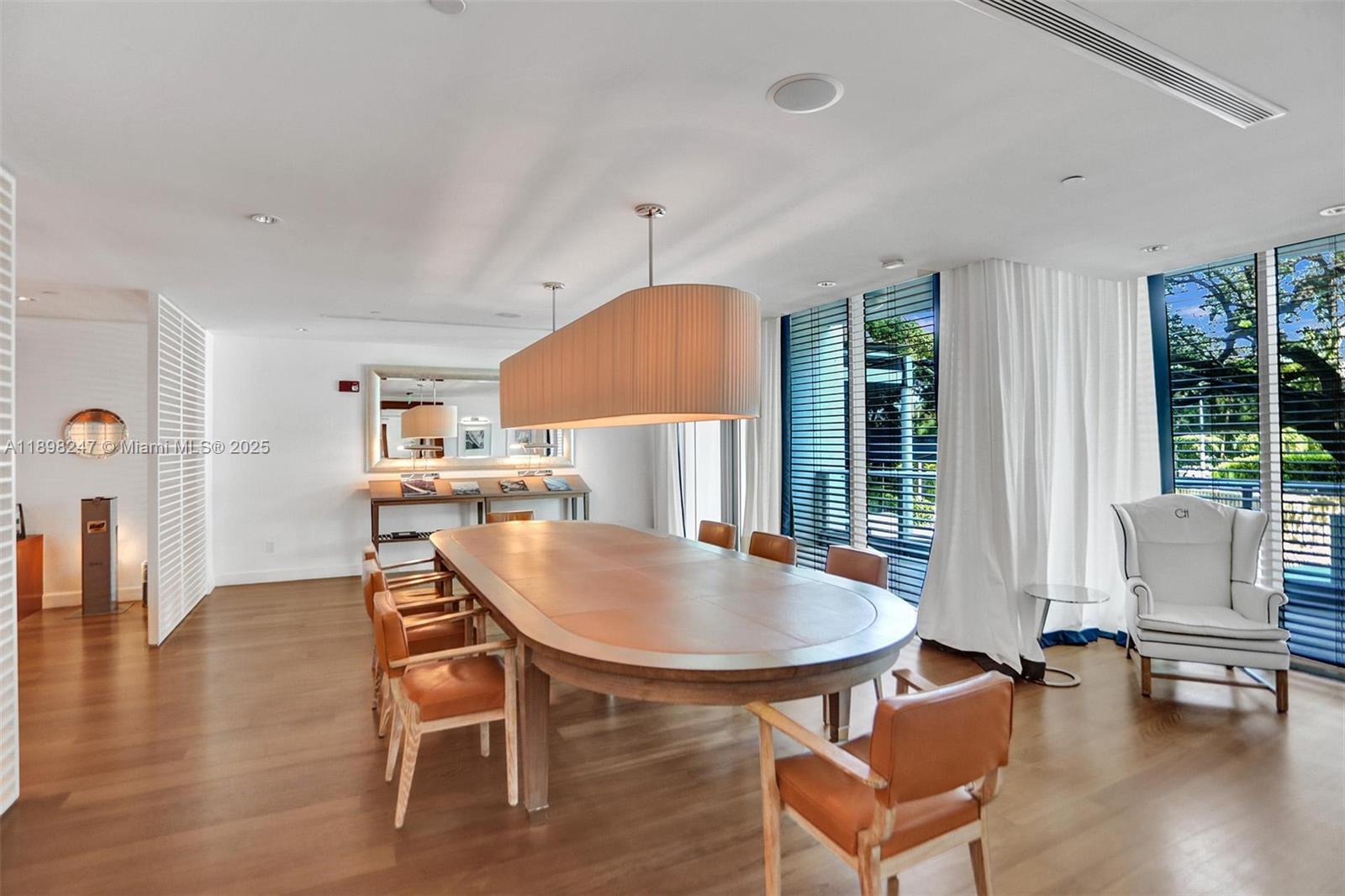 2627 S Bayshore Dr #506 Coconut Grove, FL 33133