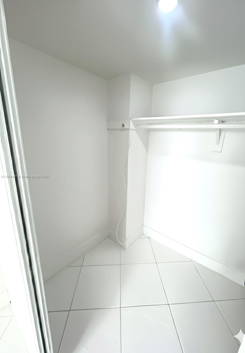 image Winston Towers27