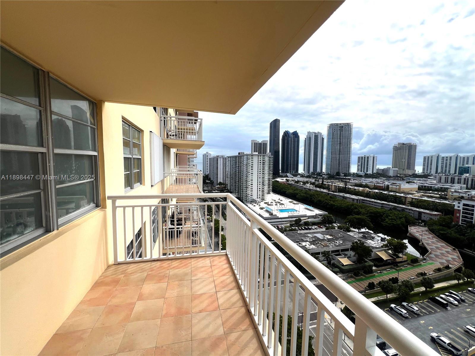 image Winston Towers30