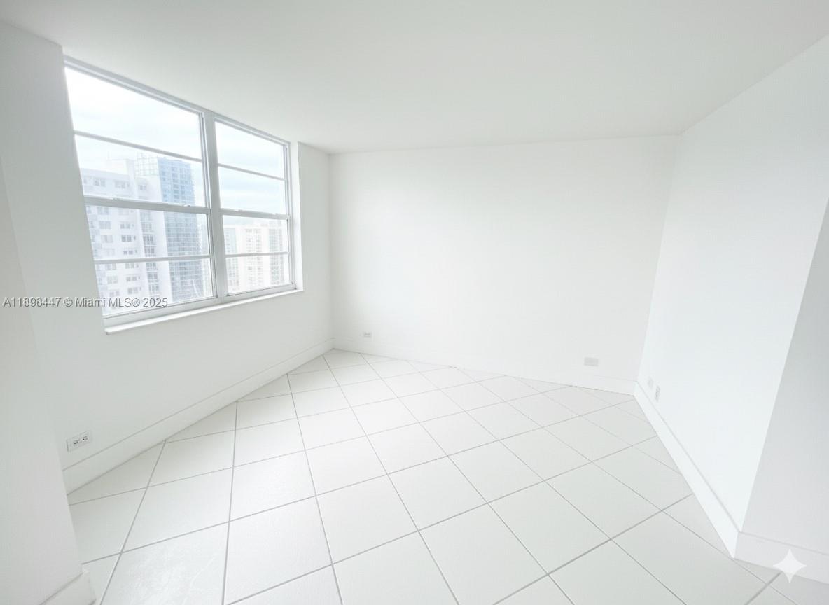 image Winston Towers32