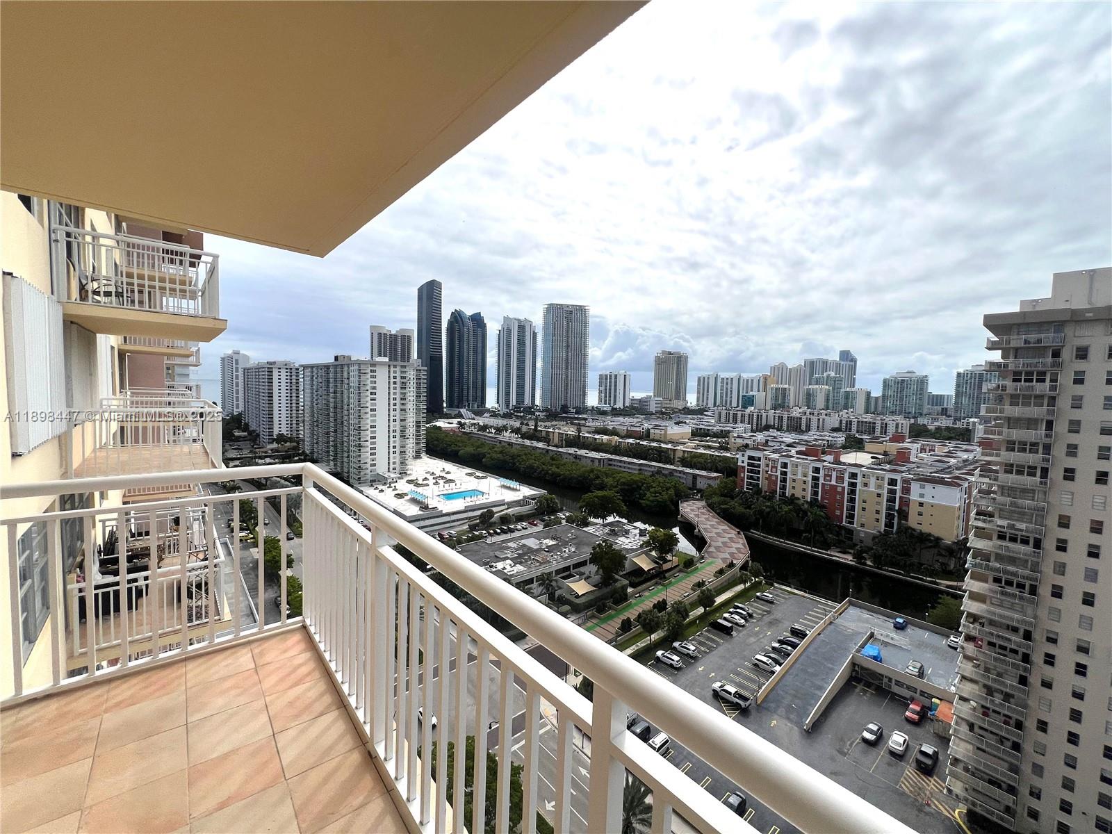 image Winston Towers34